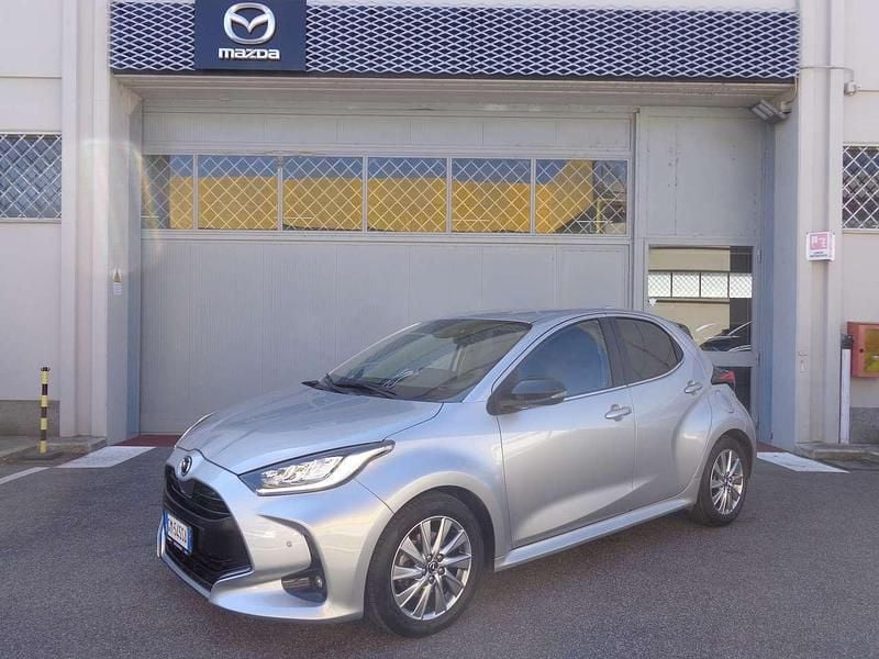 Usata Mazda 2 92 CV (67 kW) 2023 Argento Utilitaria