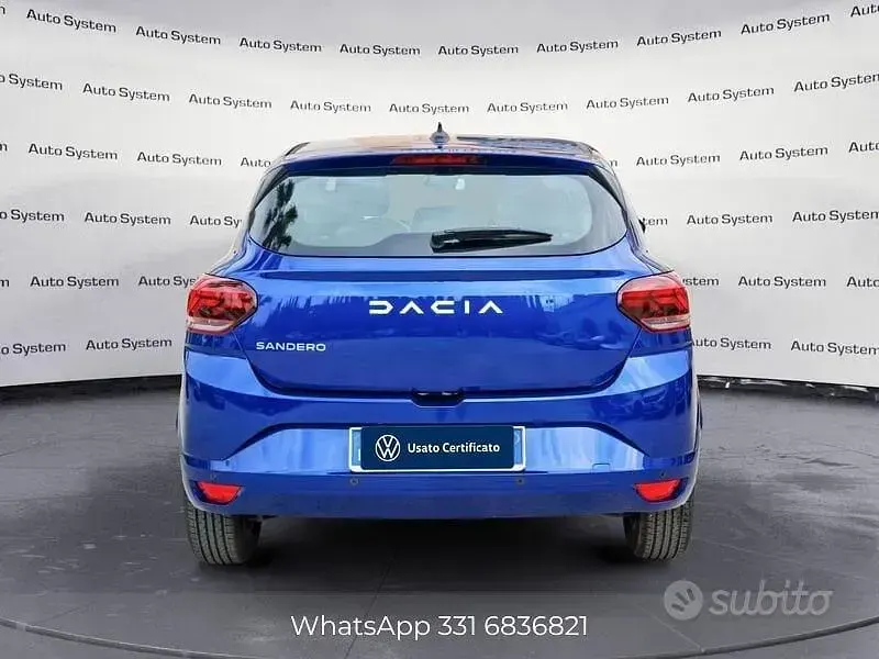 Begagnad Dacia Sandero Essentiel 91 HK (66 kW) 2023 Blå Sedan