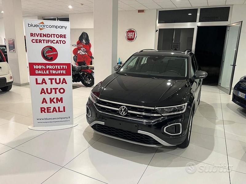 Usata VW T-Roc Style 110 CV (80 kW) 2022 Deep black SUV