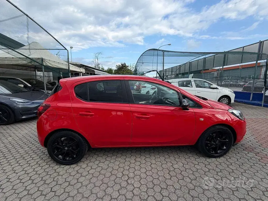 Usata Opel Corsa 90 CV (66 kW) 2018 Rosso Utilitaria