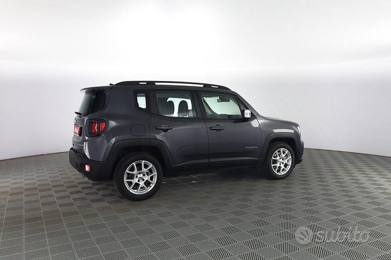 Usata Jeep Renegade Limited 131 CV (96 kW) 2022 Graphite grey SUV
