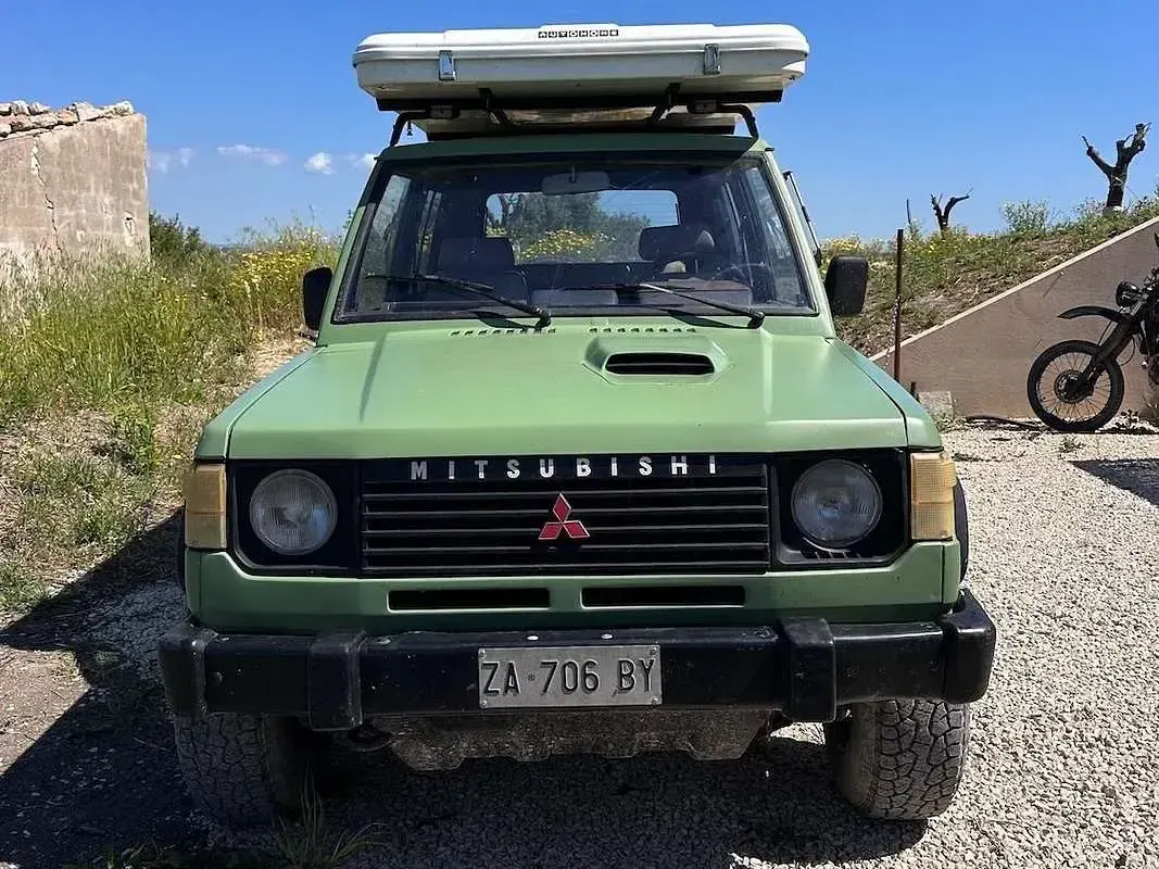 Usata Mitsubishi Pajero Top 84 CV (61 kW) 1988 Verde SUV