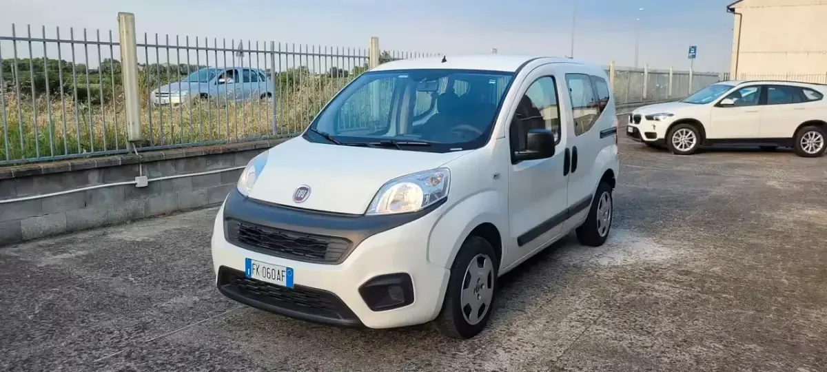 Usata Fiat Qubo Easy 80 CV (58 kW) 2017 Bianco Monovolume