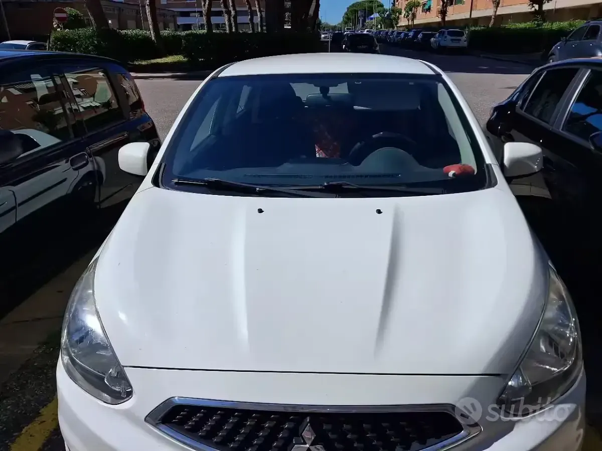 Usata Mitsubishi Space Star 71 CV (52 kW) 2016 Bianco Utilitaria
