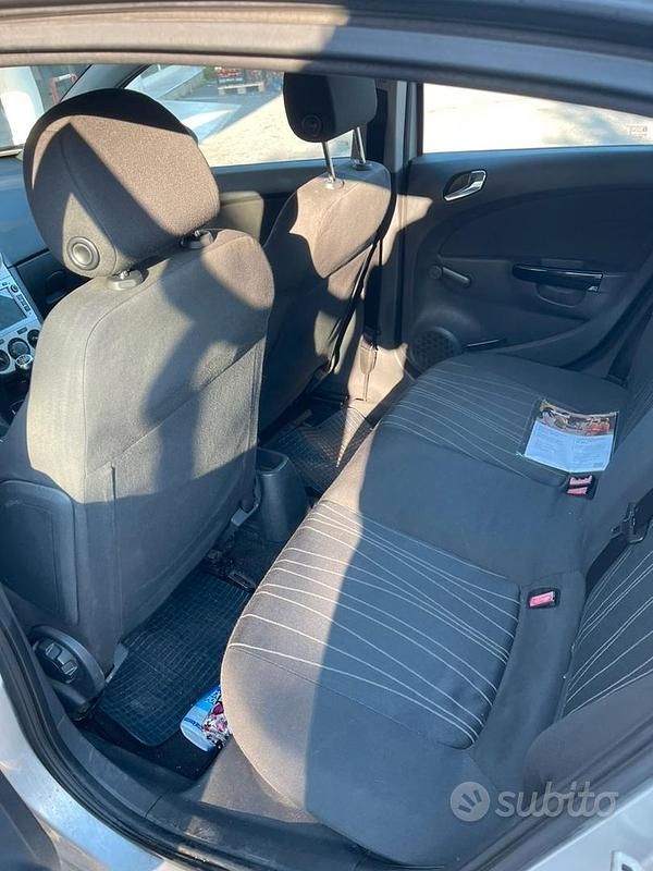 Usata Opel Corsa 2007 Grigio Utilitaria
