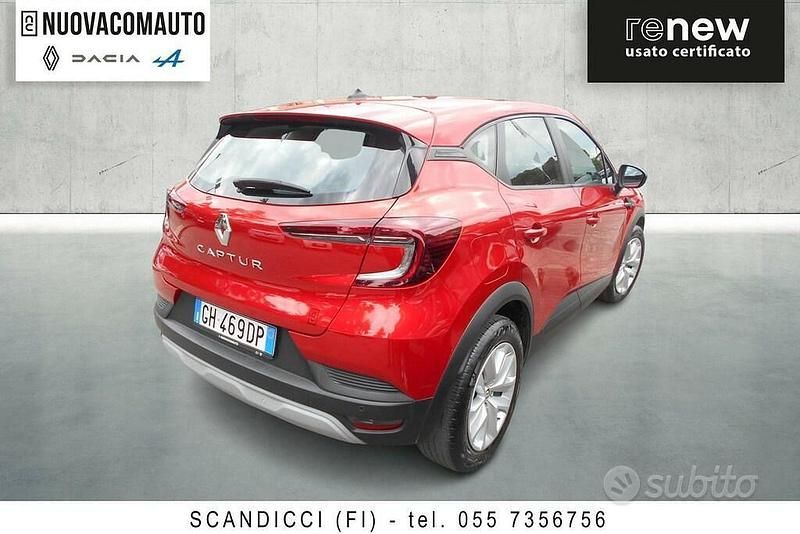 Usata Renault Captur Zen 101 CV (74 kW) 2022 Rosso SUV