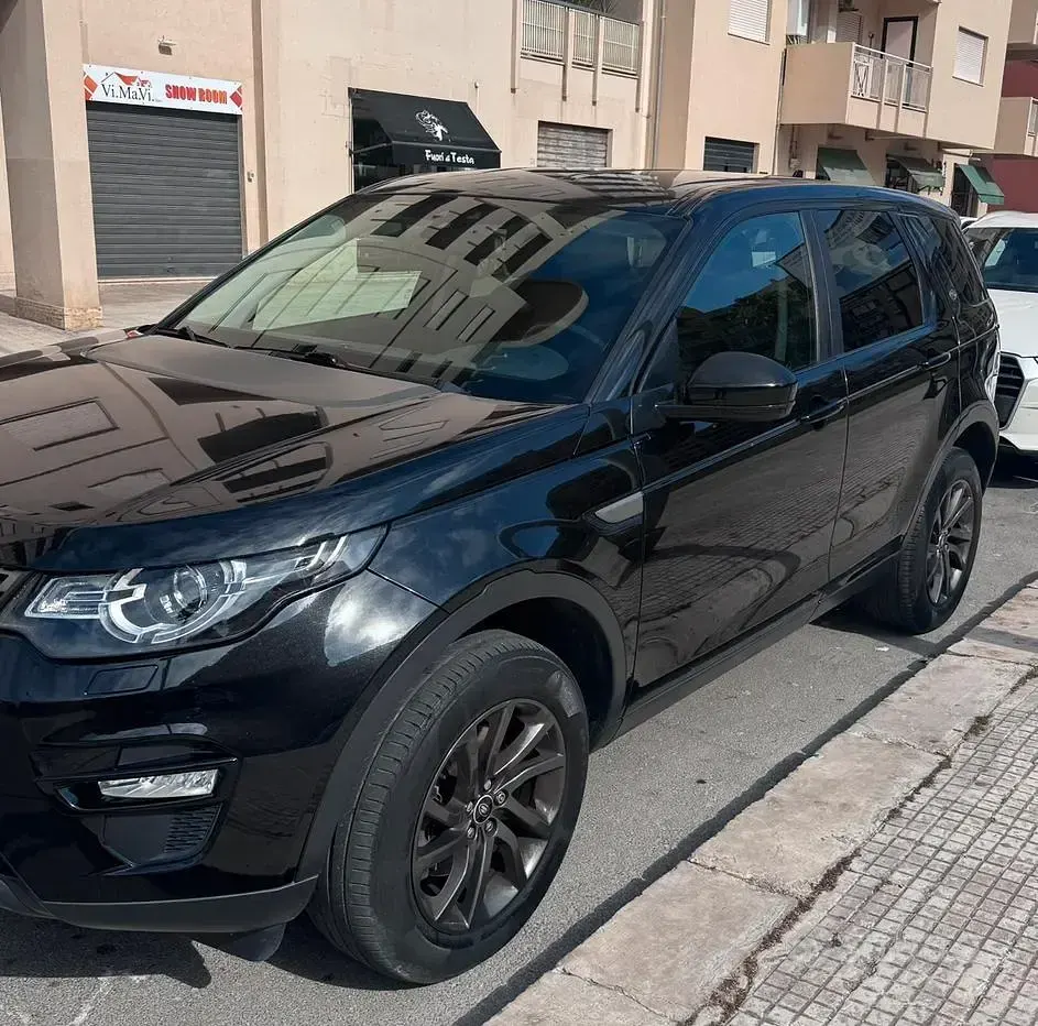 Usata Land Rover Discovery 4 150 CV (110 kW) 2016 Nero SUV