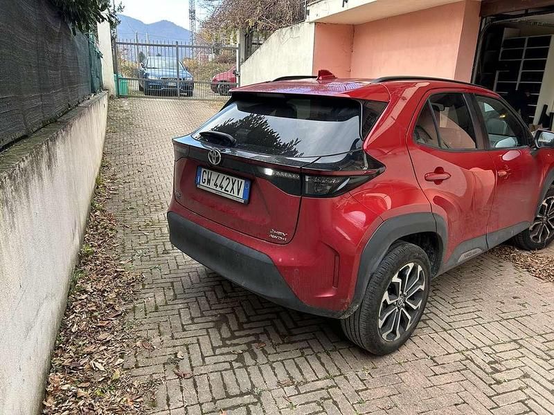 Usata Toyota Yaris Cross Trend 92 CV (67 kW) 2024 SUV