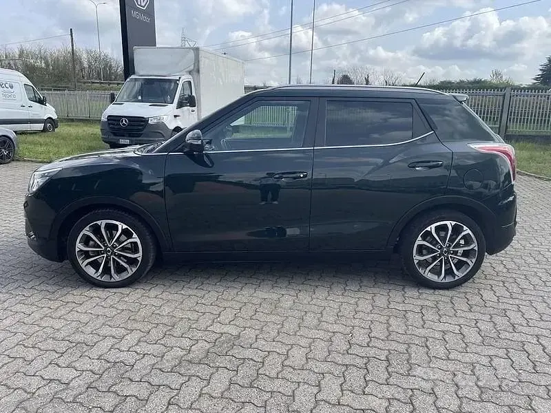 Usata SsangYong Tivoli 128 CV (94 kW) 2017 Verde SUV