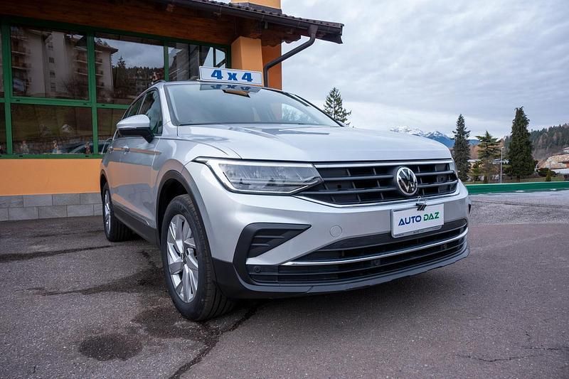 Usata VW Tiguan 150 CV (110 kW) 2021 Argento SUV