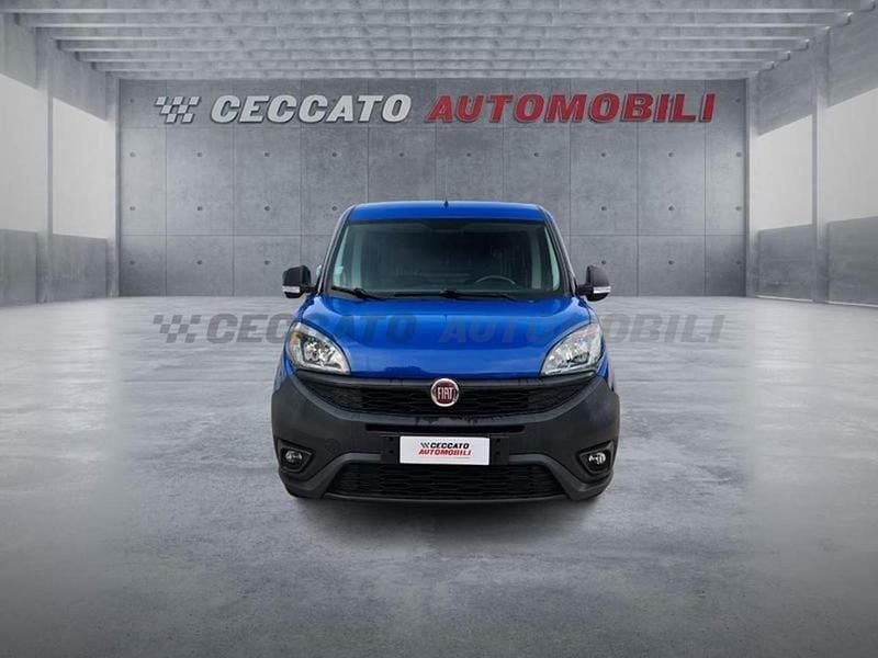 Usata Fiat Doblò 95 CV (69 kW) 2018 Blu Monovolume