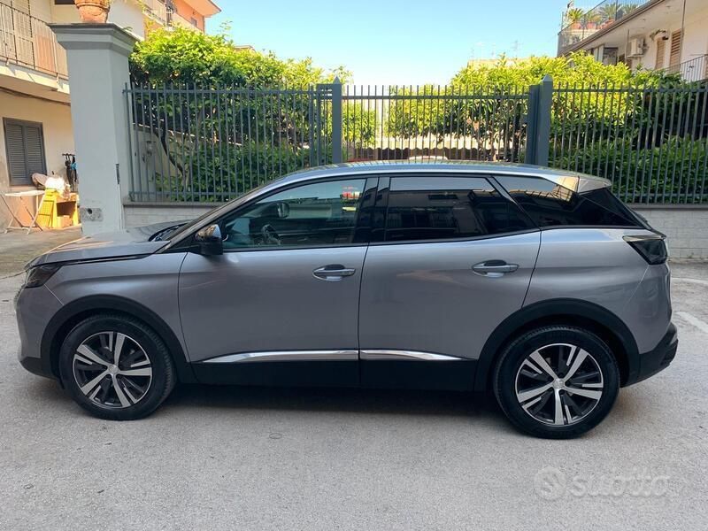 Usata Peugeot 3008 131 CV (96 kW) 2022 Grigio SUV