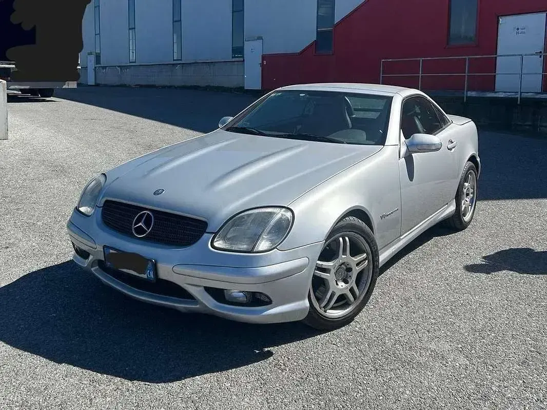 Usata Mercedes SLK32 AMG AMG 354 CV (260 kW) 2001 Argento Cabrio