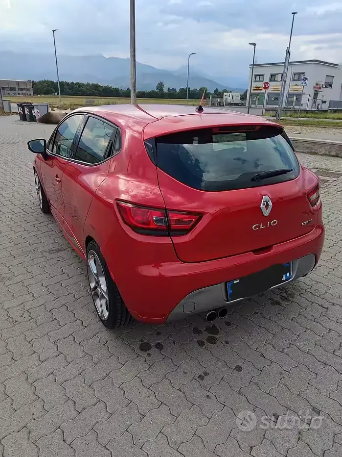 Usata Renault Clio GT GT 120 CV (88 kW) 2014 Rosso Utilitaria
