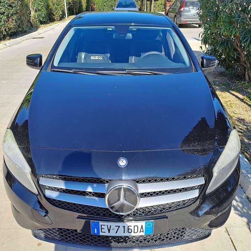 Usata Mercedes A160 Executive 90 CV (66 kW) 2014 Nero Berlina
