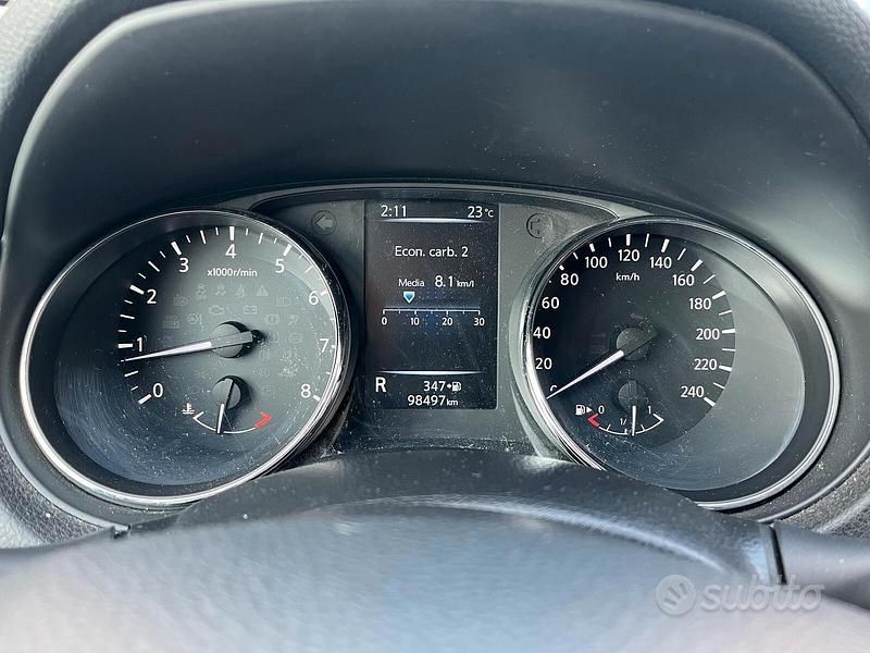 Usata Nissan Qashqai Acenta 116 CV (85 kW) 2017 Nero SUV