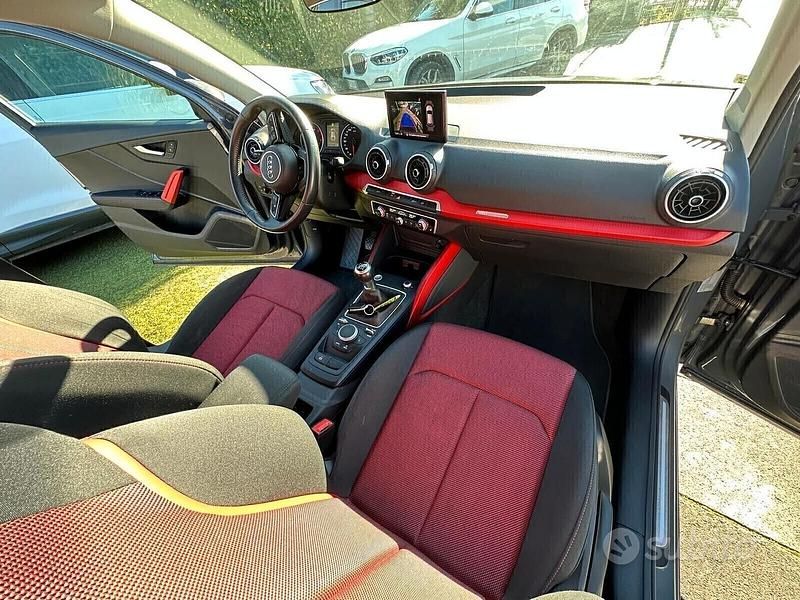 Usata Audi Q2 Sport 115 CV (84 kW) 2020 Grigio SUV