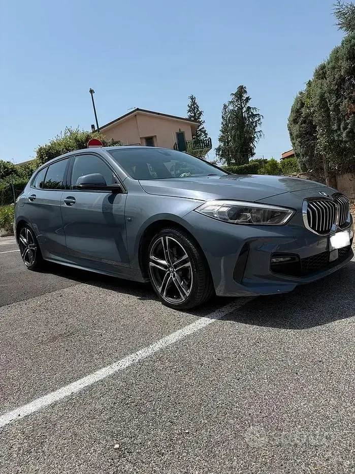 Usata BMW 118 Luxury Line 150 CV (110 kW) 2020 Grigio Berlina
