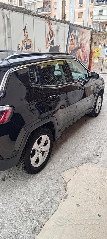 Usata Jeep Compass 120 CV (88 kW) 2019 Nero SUV
