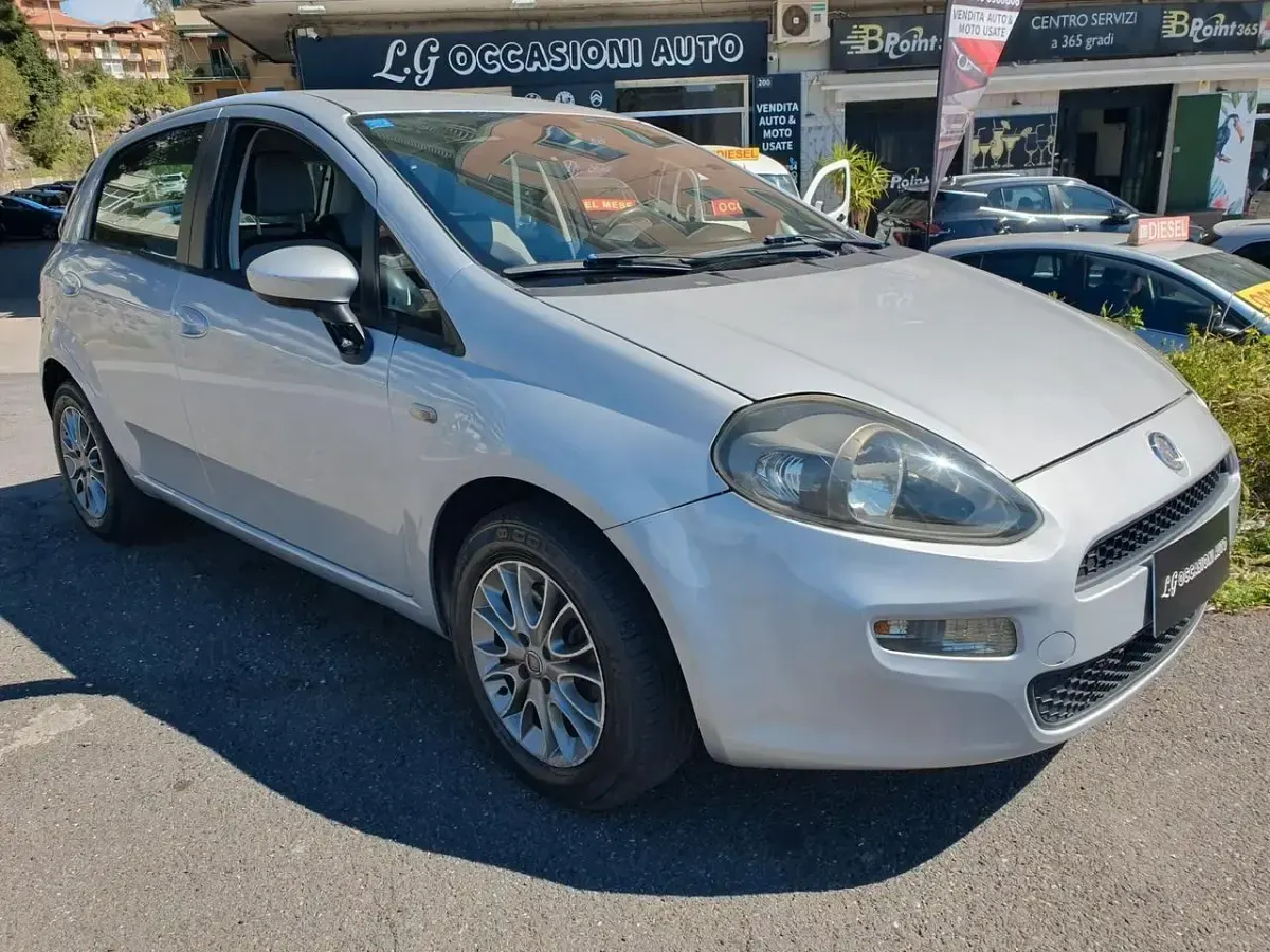 Usata Fiat Punto Evo Dynamic 95 CV (69 kW) 2012 Utilitaria