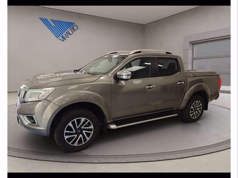 Grigio Usata 2017 Nissan Navara Tekna Pick-up | 26.000 € (Buon prezzo) - Immagine 1/4