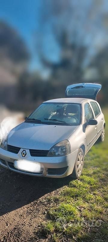 Usata Renault Clio II 2007 Grigio Utilitaria