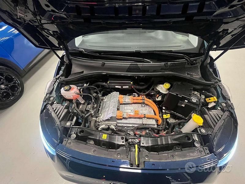 Usata Fiat 500e Opening Edition 86 kW (118 CV) 2020 Blu/azzurro Utilitaria