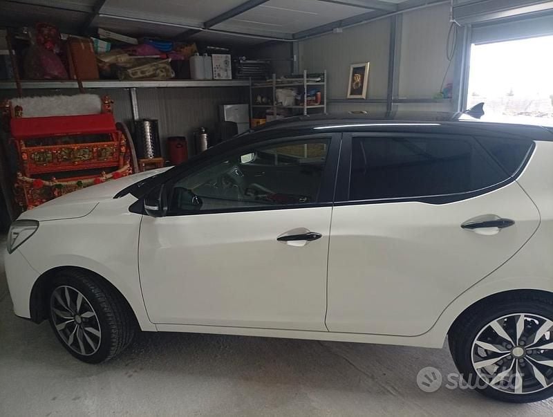 Usata EVO Evo 3 113 CV (83 kW) 2022 Bianco SUV