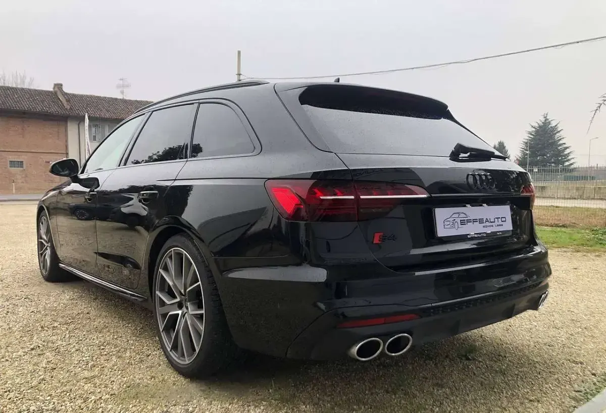 Usata Audi S4 Ambiente 341 CV (250 kW) 2024 Nero Station wagon