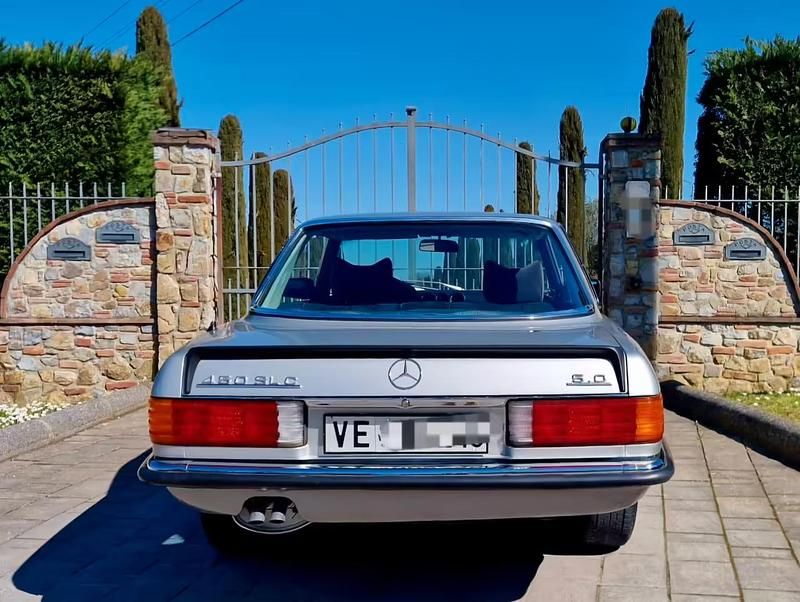 Usata Mercedes SLC450 300 CV (220 kW) 1978 Grigio Coupé