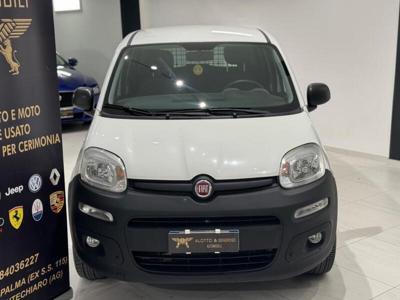 Usato 2017 Fiat Panda 0.9 CNG_Hybrid 85 CV (6.950 €)
