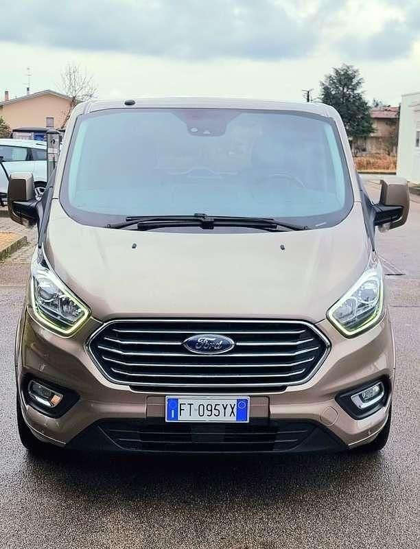 Usata Ford Tourneo Custom Titanium 131 CV (96 kW) 2019 Furgone