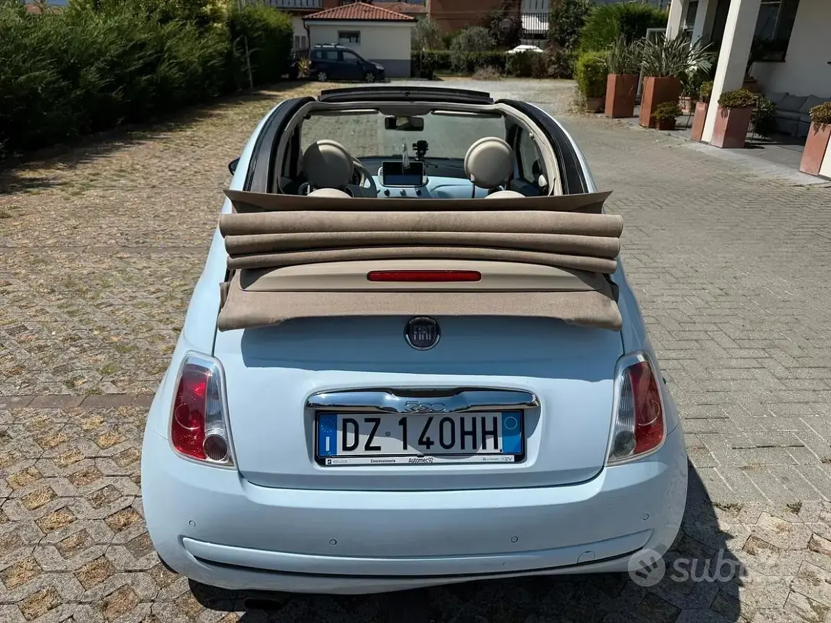 Usata Fiat 500C Lounge 100 CV (73 kW) 2009 Blu Cabrio