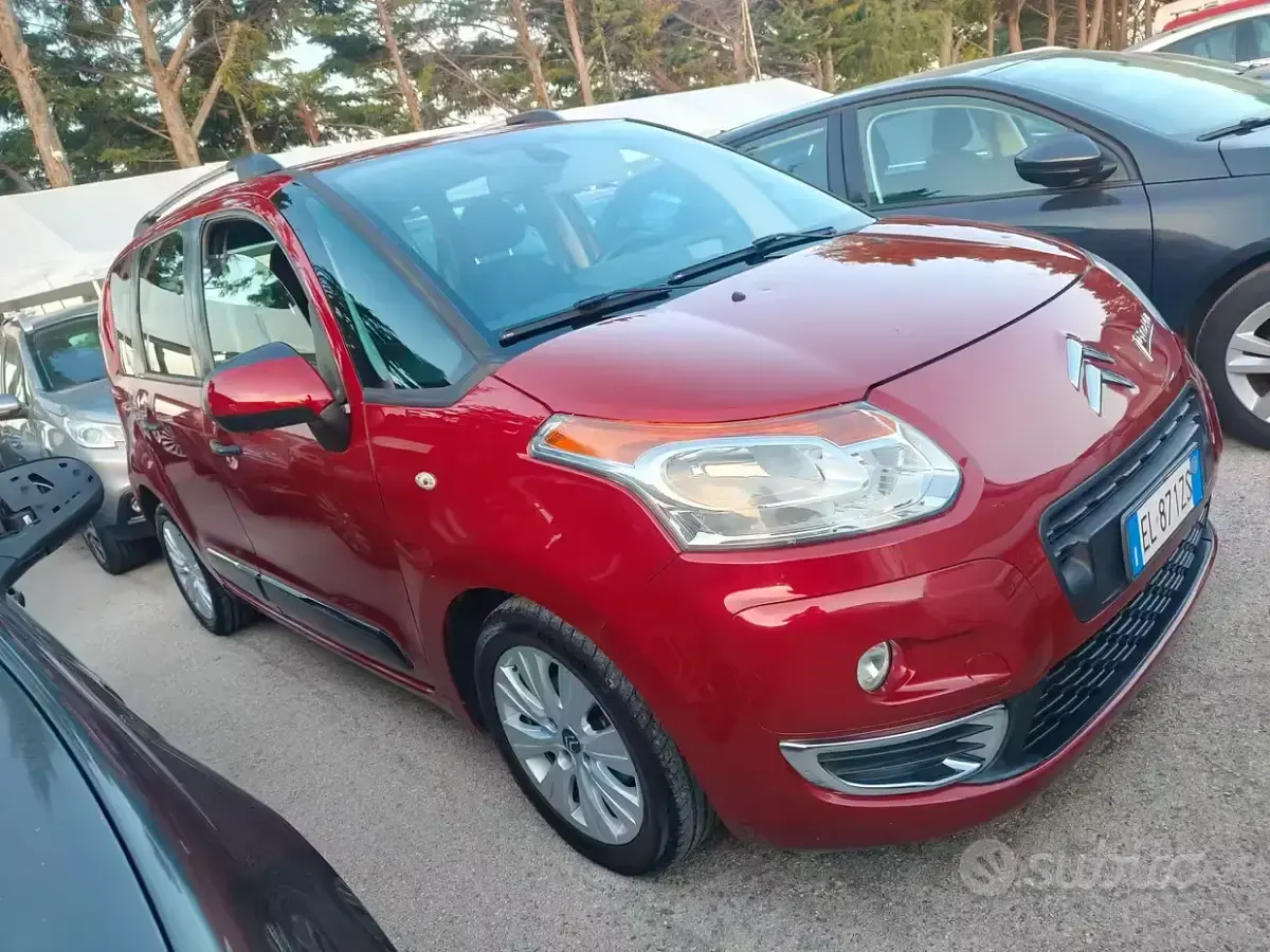 Usata Citroën C3 Picasso Exclusive 92 CV (67 kW) 2012 Rosso Monovolume