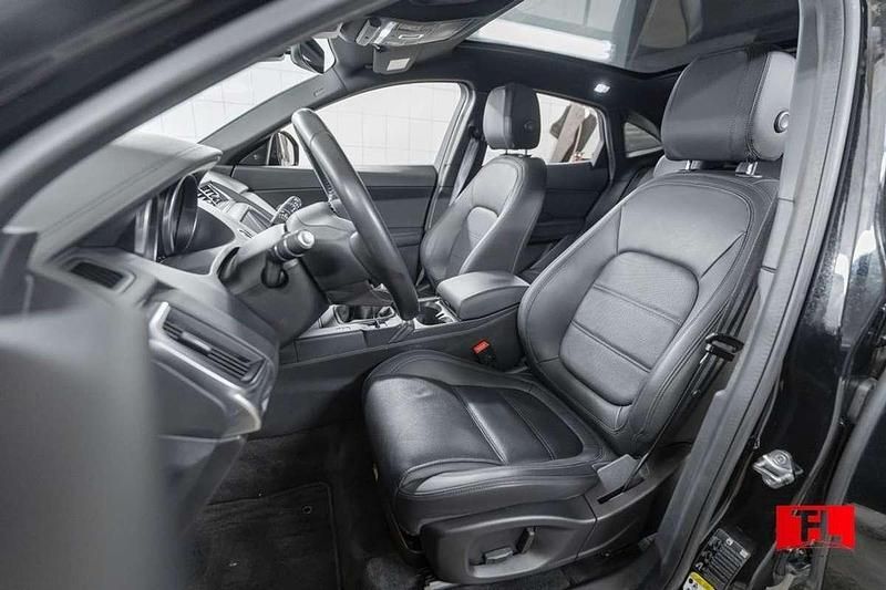 Usata Jaguar E-Pace R-Dynamic 150 CV (110 kW) 2020 Nero SUV