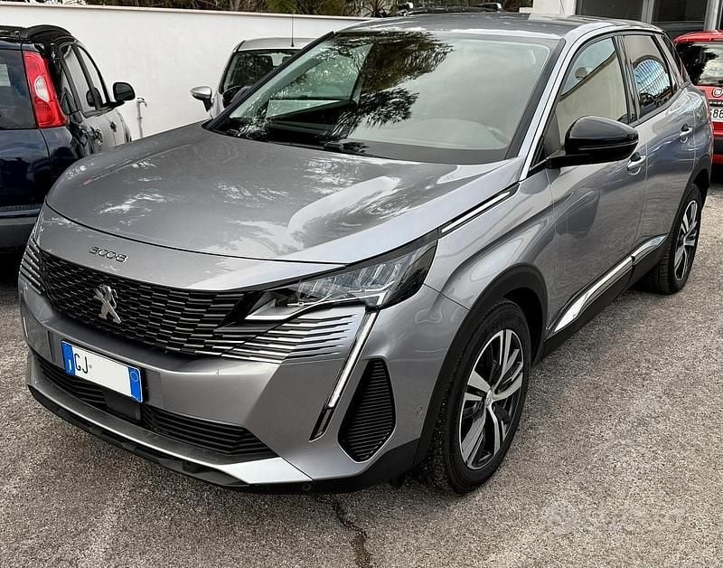 Usata Peugeot 3008 Allure 131 CV (96 kW) 2022 Grigio Station wagon