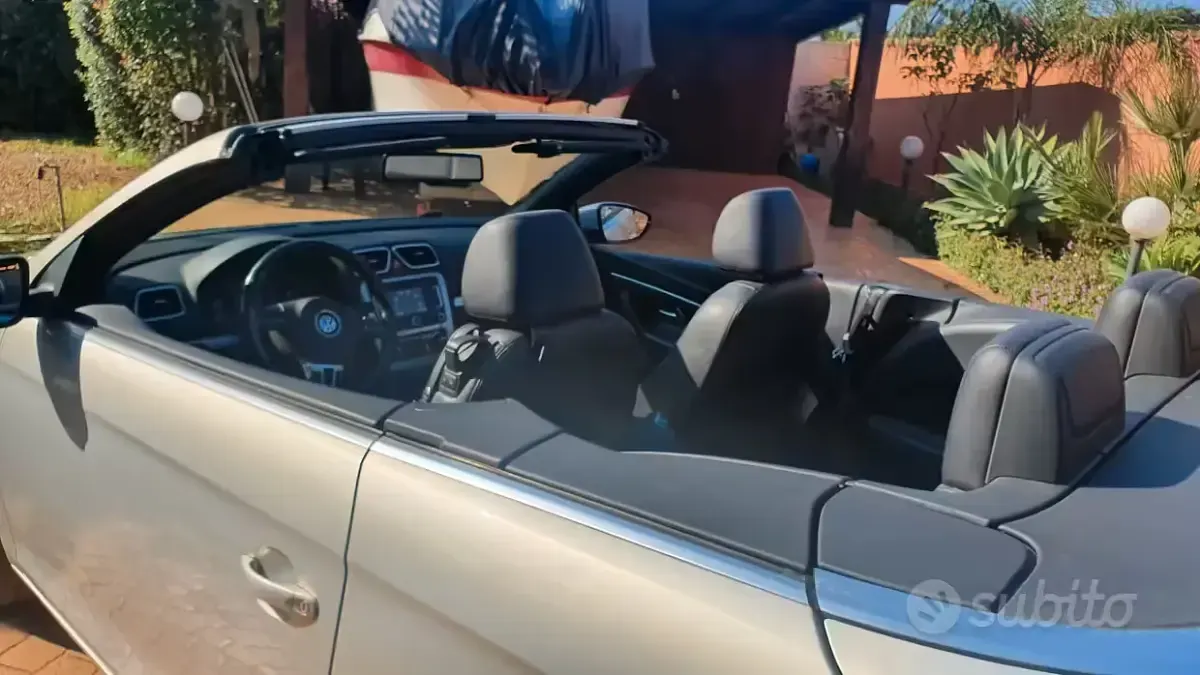 Usata VW Eos 140 CV (102 kW) 2011 Grigio Cabrio