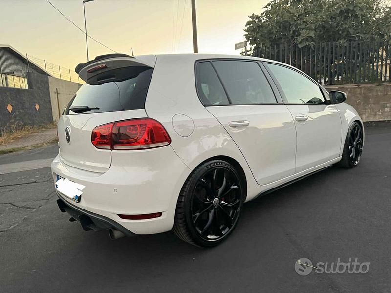 Usata VW Golf VI GTI 211 CV (155 kW) 2011 Bianco Utilitaria