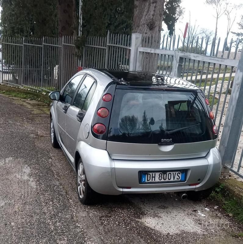Usata Smart ForFour Passion 95 CV (69 kW) 2007 Grigio Utilitaria
