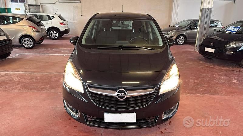 Usata Opel Meriva Cosmo 120 CV (88 kW) 2014 Nero Monovolume