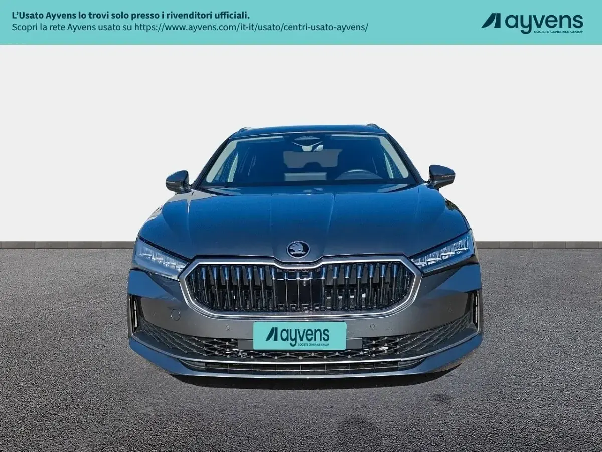 Usata Skoda Superb Style 204 CV (150 kW) 2024 Grigio metallizzato Station wagon