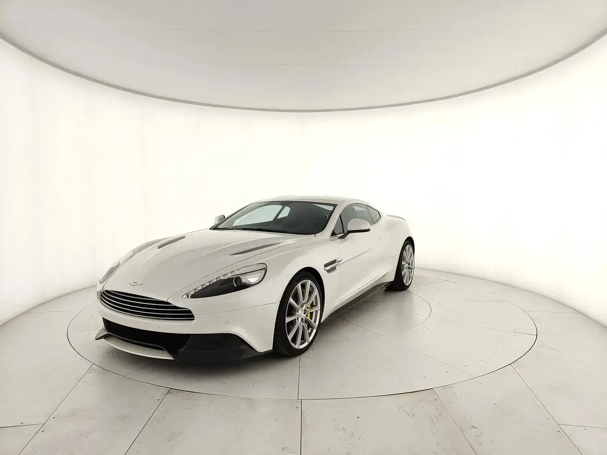 Usata Aston Martin Vanquish 604 CV (444 kW) 2017 Coupé