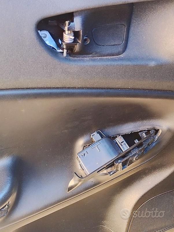 Usata Alfa Romeo Giulietta 105 CV (77 kW) 2013 Nero Utilitaria