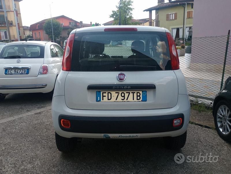 Usata Fiat Panda Easy 85 CV (62 kW) 2016 Bianco Utilitaria