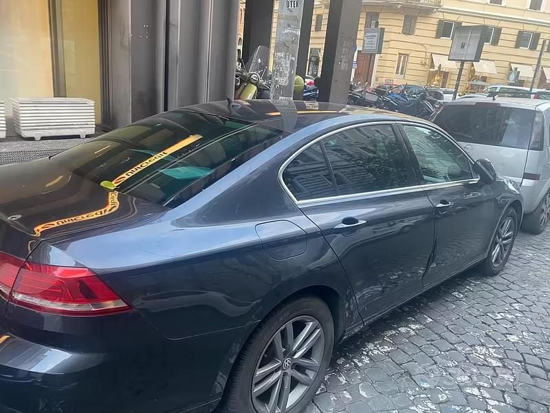 Usata VW Passat 2018 Grigio Berlina