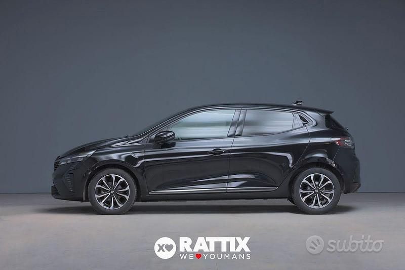 Usata Renault Clio V Techno 91 CV (66 kW) 2025 Nero Berlina