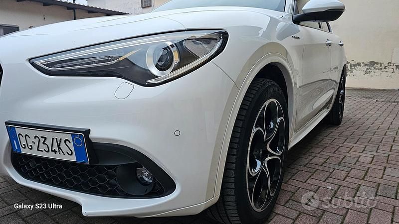 Usata Alfa Romeo Stelvio Veloce 210 CV (154 kW) 2021 Bianco SUV