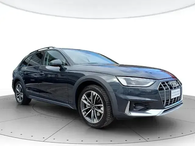 Usata Audi A4 Allroad Business 204 CV (150 kW) 2024 Grigio manhattan metallizzato Station wagon