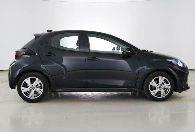 Usata Mazda 2 Exclusive 116 CV (85 kW) 2025 Lead grey Berlina