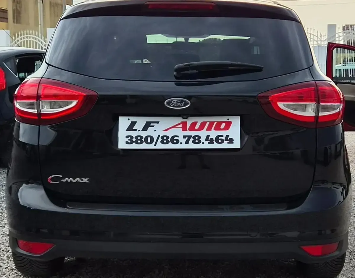 Usata Ford C-MAX Titanium 119 CV (87 kW) 2018 Nero Monovolume
